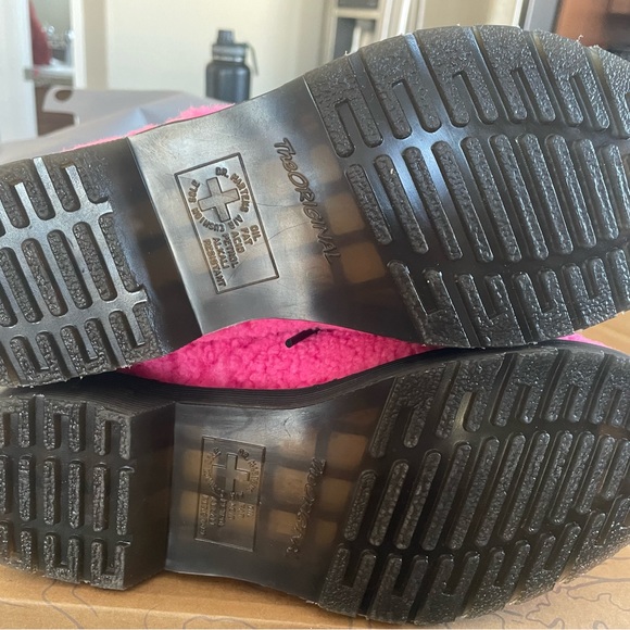Furry PINK Dr.Martens - Picture 6 of 6